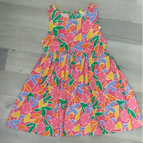 vestido fucsia flores