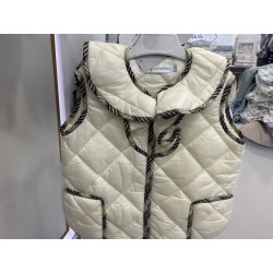 chaleco guata marfil y cuadros